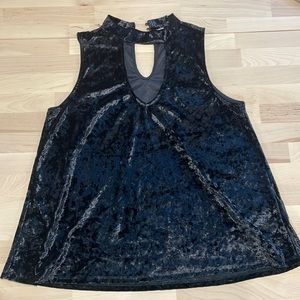 Black Mock Neck Crushed Velvet Tank LARGE